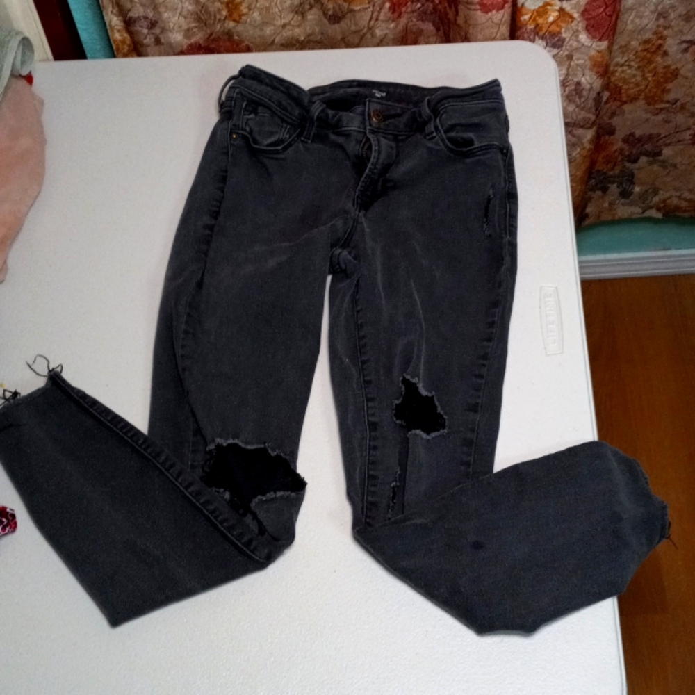 Black ripped jeans